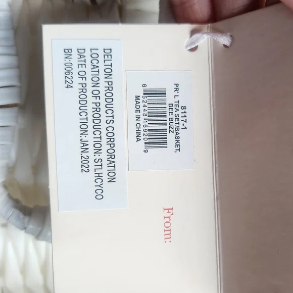 A Classy Chic Boutique White Tea Set with Yellow Plaid Case - Picture 3 of 8